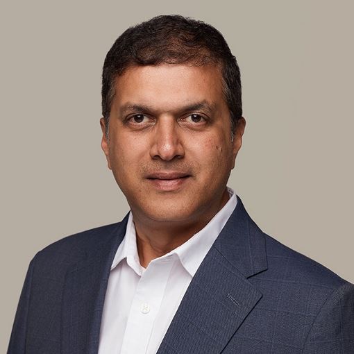 Headshot of Hari Reddy, SVP, Chief Technology Officer Commercial of GAF.