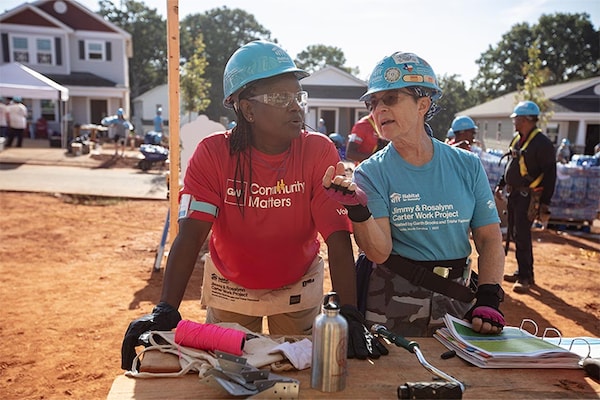 GAF employees volunteering at a job site
