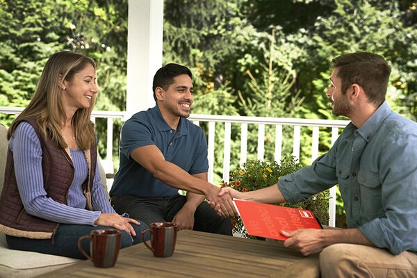 A GAF-certified contractor and homeowners discuss how to handle a storm restoration project after a storm. 