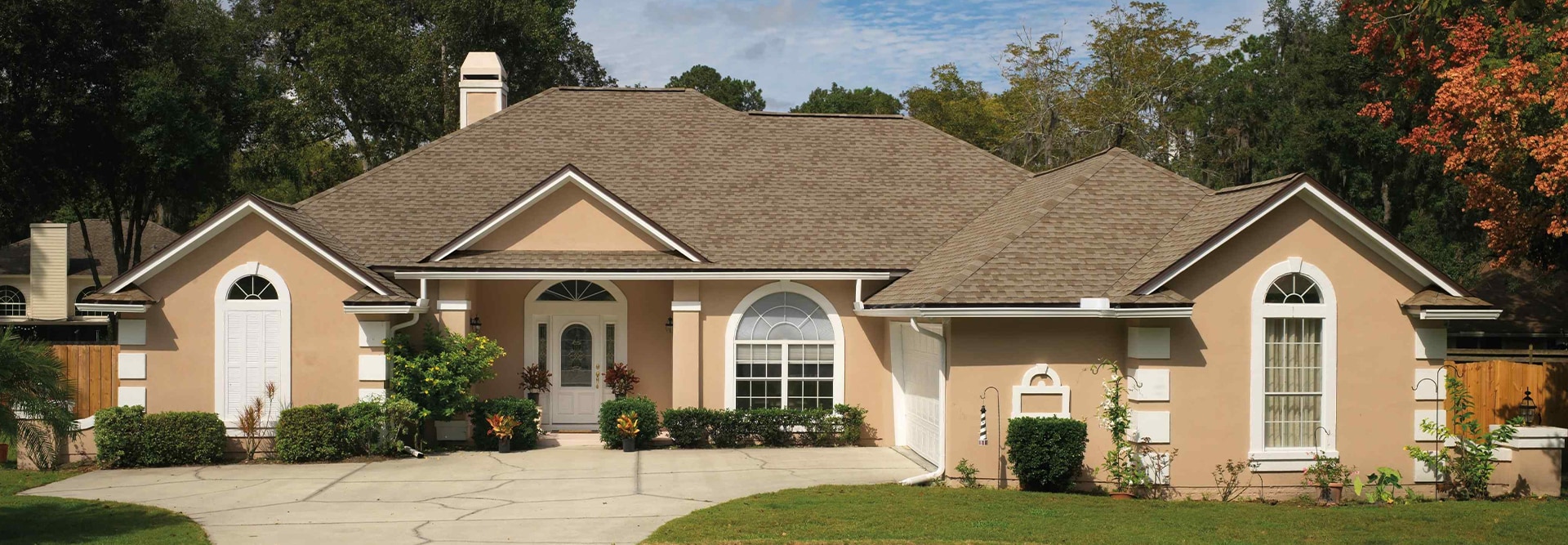 Beauty shot of a home built with GAF Timberline brand roofing shingles