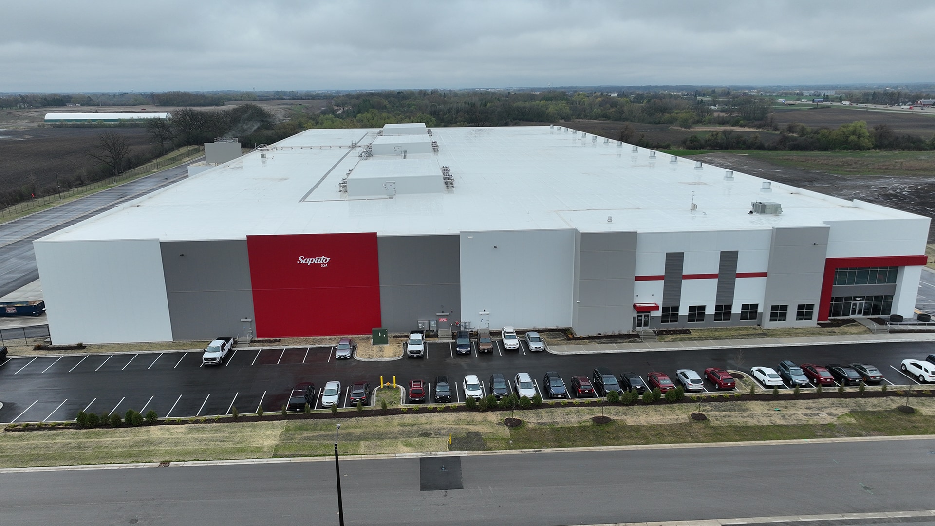 Front-facing view of the Wisconsin Saputo Cheese facility