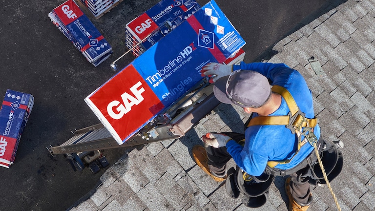 a contractor working with GAF roofing  products that can be used to comply with FORTIFIED ROOF requirements.