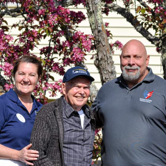 Contractor and local Veteran given new free roof by GAF