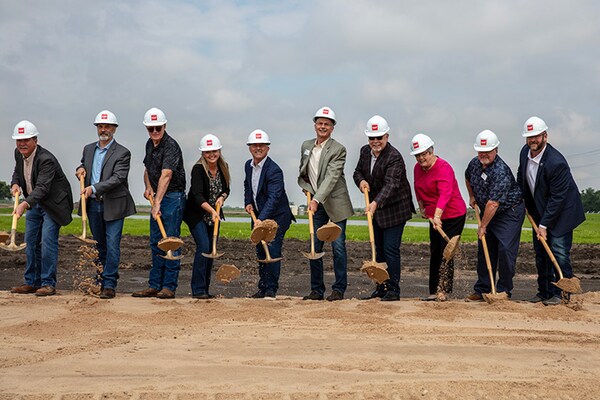 Work began in Newton, KS that will be a new GAF roofing manufacturing plant