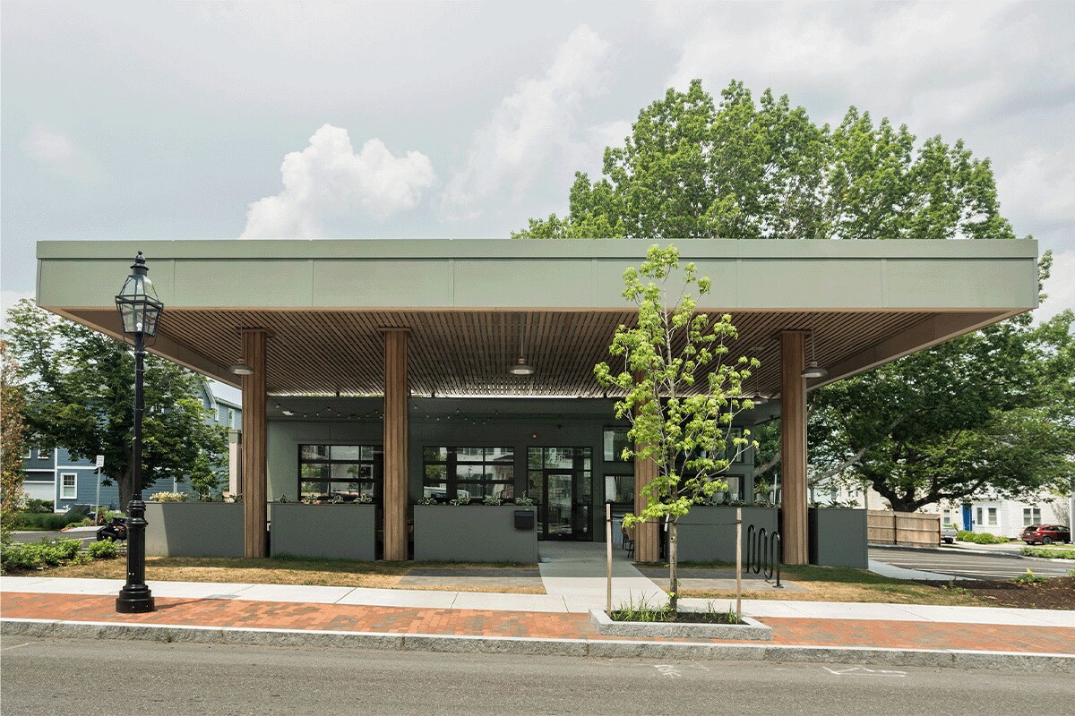 Front view the newly retrofitted Getty Bagel Shop, a classic gas station turned into bagel shop with GAF roofing materials in Portsmouth, NH.